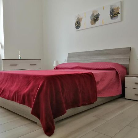 Appartamento Comodo Per Milano E Rho Fiera Exteriör bild