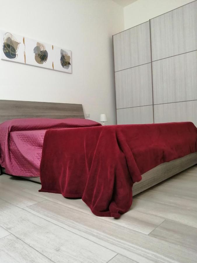 Appartamento Comodo Per Milano E Rho Fiera Exteriör bild