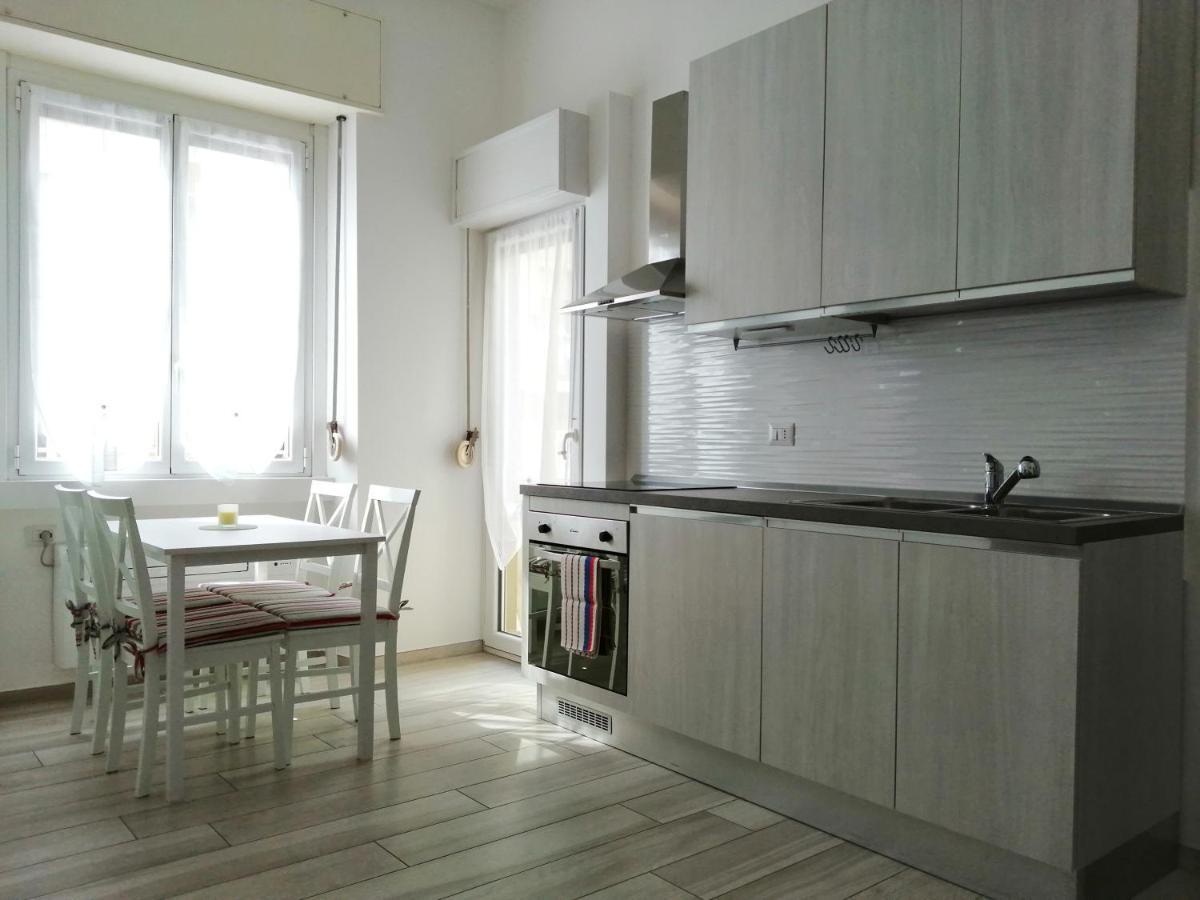 Appartamento Comodo Per Milano E Rho Fiera Exteriör bild
